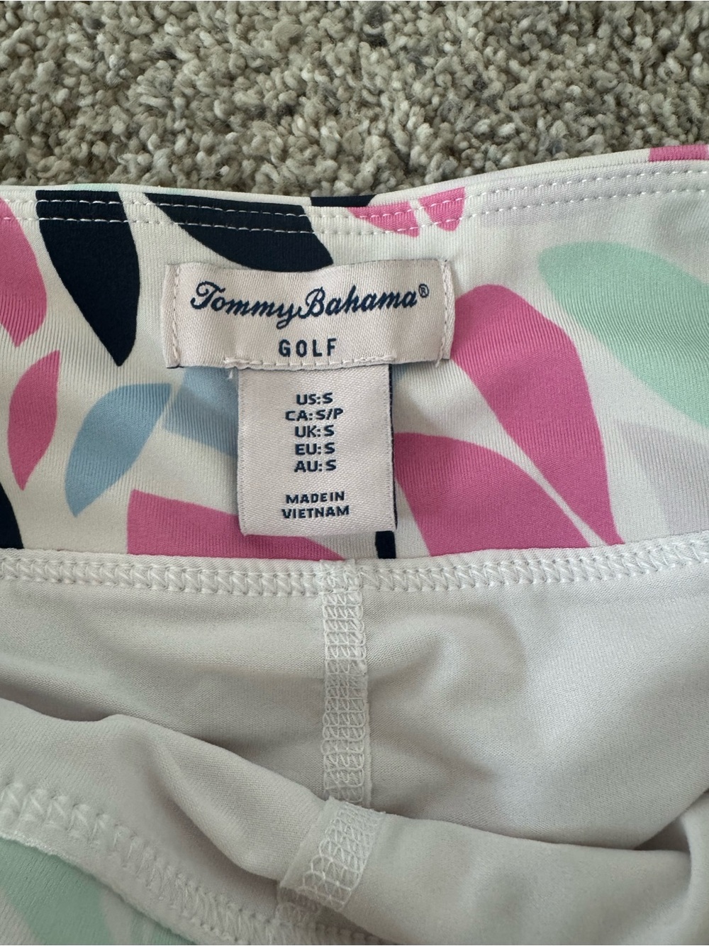 Tommy Bahama skort - Picture 2 of 2
